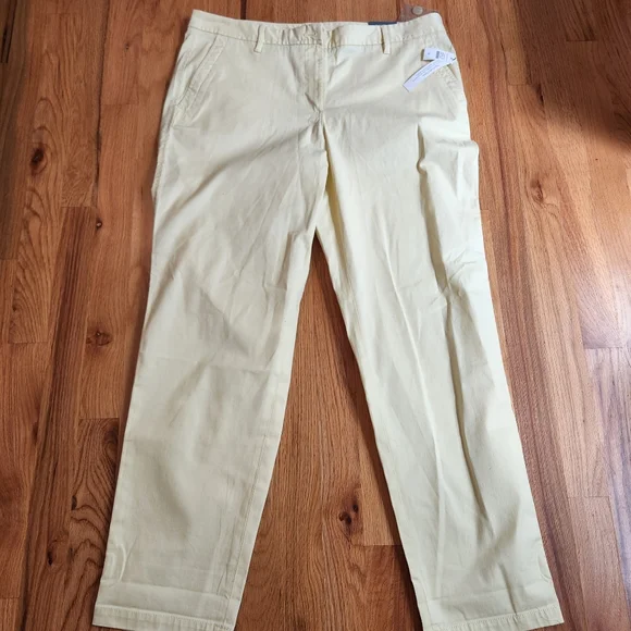 Talbots - Relaxed Chinos - Size 10 - Picture 2 of 15